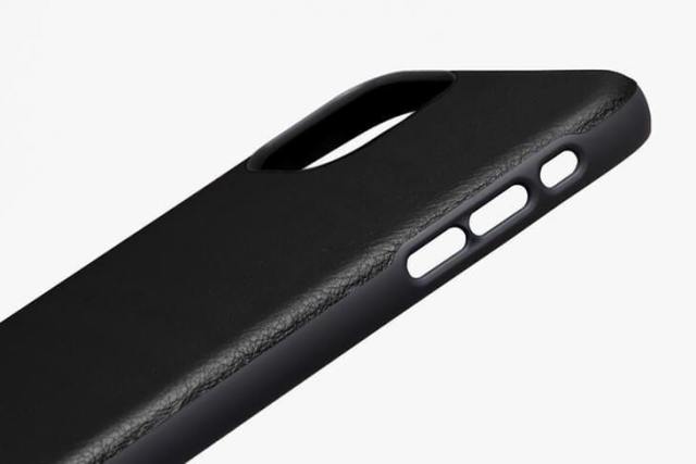 Bellroy-iPhone-11-leather-case