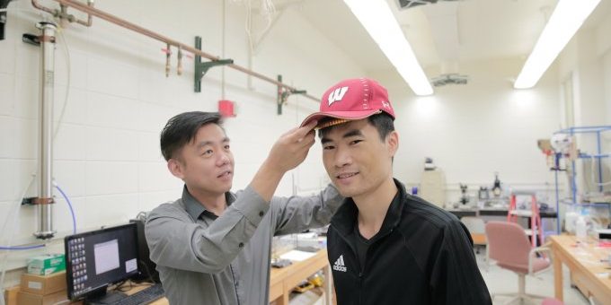 Смарт кепка затормозит облысение (2 фото) » 24Gadget.Ru :: Гаджеты и технологии