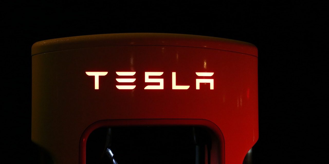 Следующей весной в Японию начнутся поставки батарей Tesla Powerpall