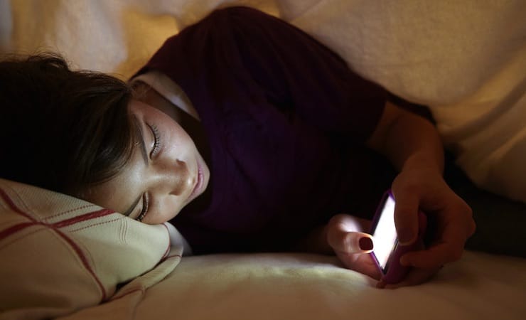 Почему нужно пользоваться Night Shift (Ночным режимом) на iPhone – научное объяснение