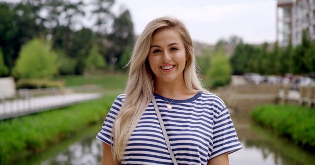 <pre>Это называется Earnin. Я понятия не имею, как компания зарабатывает деньги