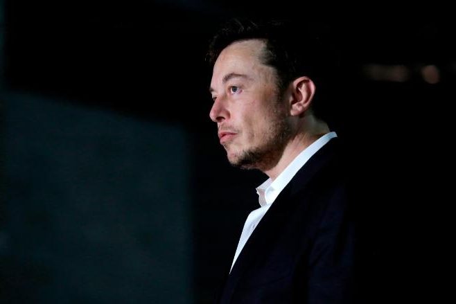 <pre>SEC предъявляет иск Элону Маску за его якобы вводящие в заблуждение твиты