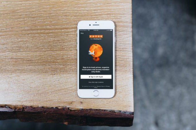 Как использовать «Вход с Apple» на сайтах и в приложениях