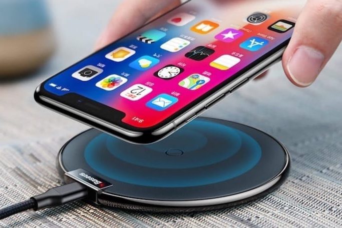 Беспроводная зарядка для iPhone 11, iPhone XS, iPhone XR, iPhone X и iPhone 8 / 8 Plus: 10 лучших вариантов