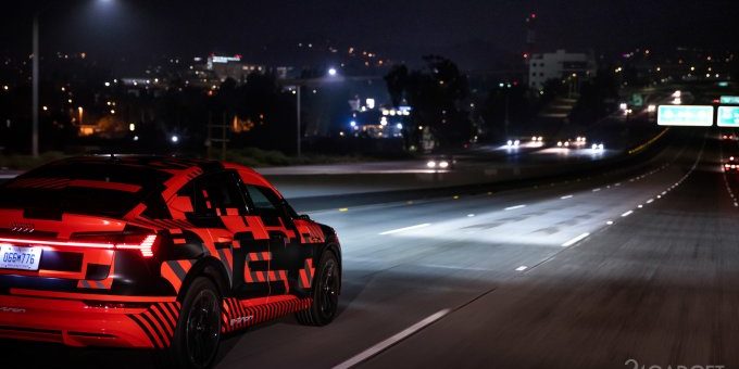Электромобиль Audi E-Tron Sportback со смарт фарами » 24Gadget.Ru :: Гаджеты и технологии