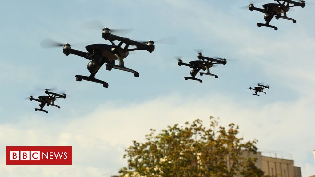 <pre>Британские пилоты-дроны имеют 25 дней, чтобы зарегистрировать свое судно