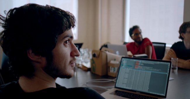 <pre>Deepfakes - верь в свой риск