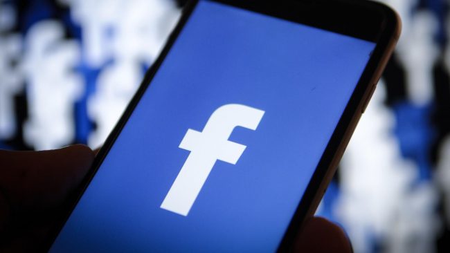 Опрос: Большинство сотрудников Facebook не доверили бы своей компании финансовые данные
