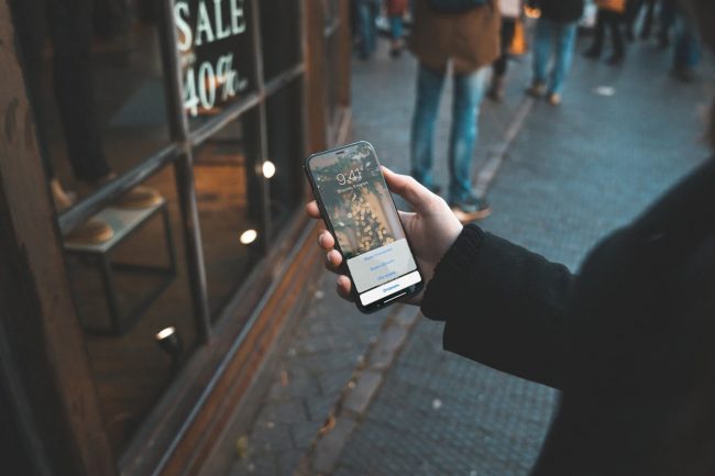 Как установить обои на Mac и iOS. Максимально быстро