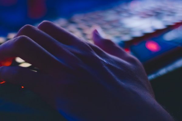 Новый вирус отправляет личные данные в даркнет