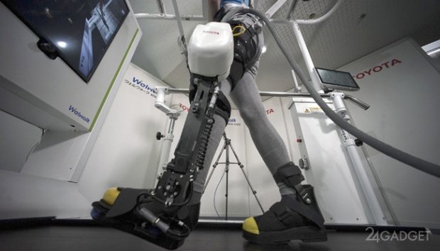 Робот компании Toyota вернет больным способность ходить (2 фото + видео)