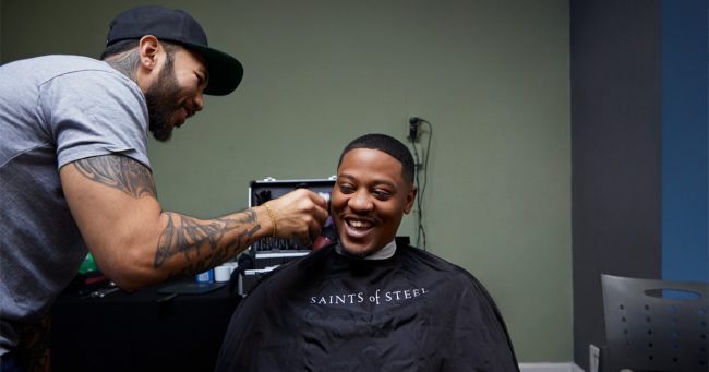 <pre>Молодежь группы риска получает новый взгляд и новое начало