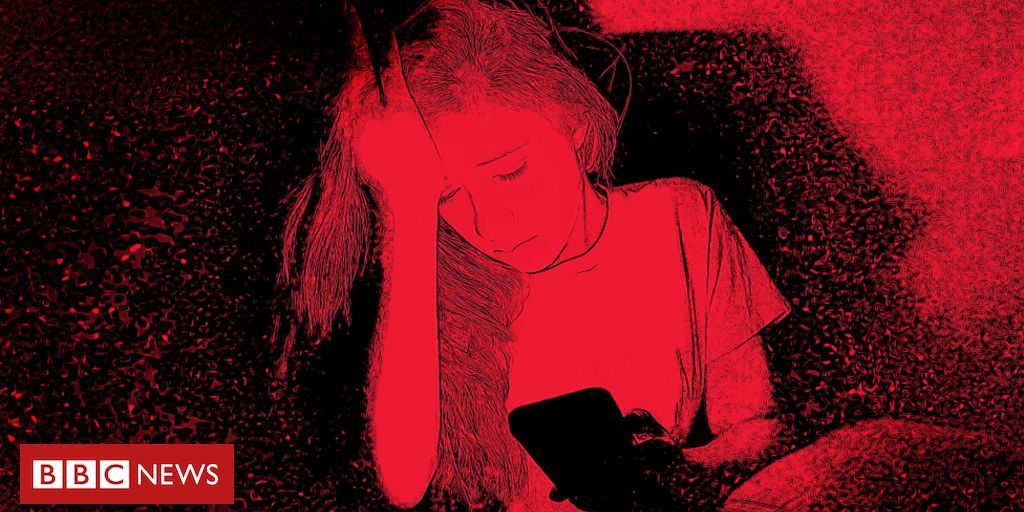 <pre>По данным, полученным в подростковом возрасте, девочек «вовлекают в половые акты на веб-камерах»