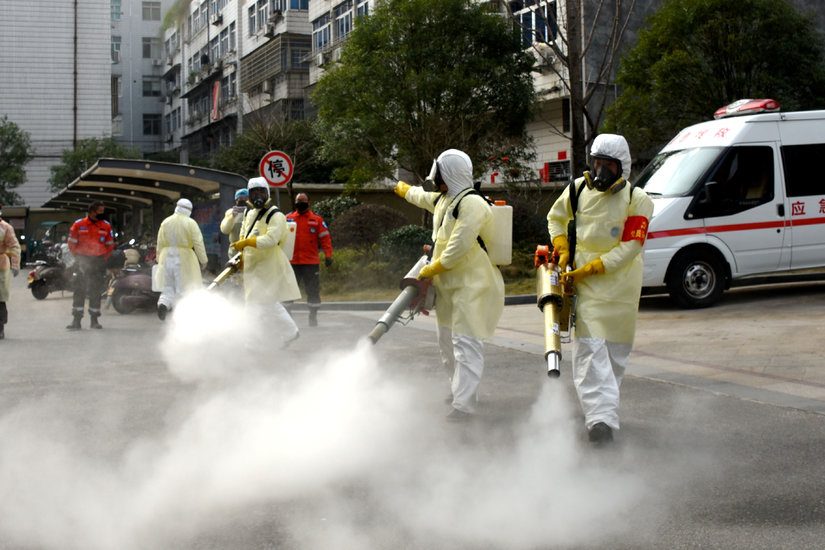 <pre>Чтобы приручить Коронавируса, социальный контроль в стиле Мао охватывает Китай