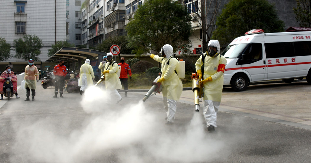 <pre>Чтобы приручить Коронавируса, социальный контроль в стиле Мао охватывает Китай