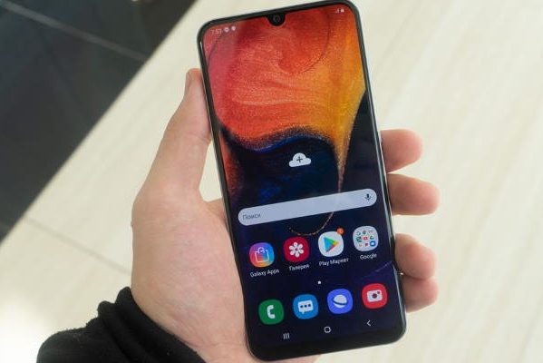 Сотрудник Google рассказал об опасности сторонних оболочек для Android