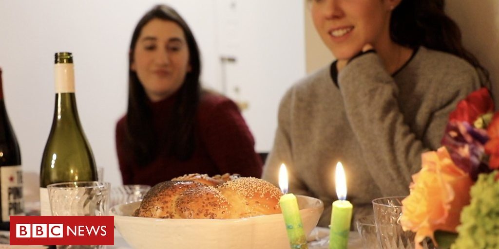 <pre>Приложение поддерживает жизнь в пятницу вечером