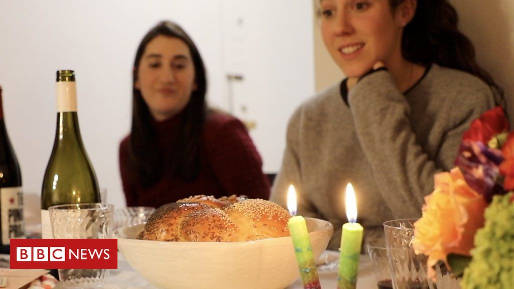 <pre>Приложение поддерживает жизнь в пятницу вечером