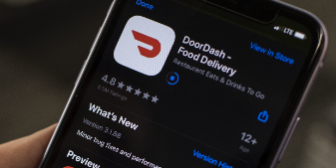 <pre>Приложения Ride-Hail и Delivery, такие как Uber и Postmates, недальновидны в отношении того, что они будут делать в случае попадания коронавируса в США