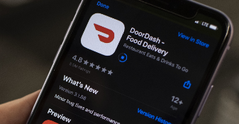 <pre>Приложения Ride-Hail и Delivery, такие как Uber и Postmates, недальновидны в отношении того, что они будут делать в случае попадания коронавируса в США