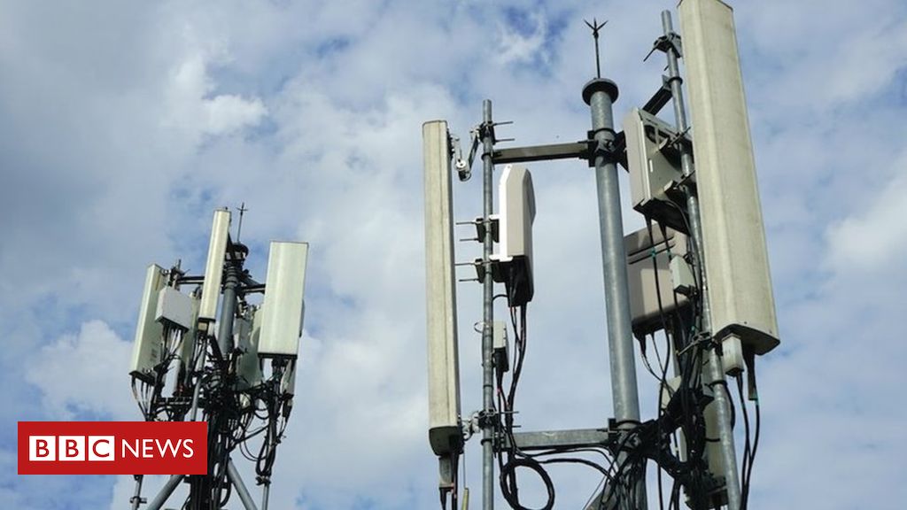 <pre>Коронавирус: технические фирмы вызвали «заговор сумасшедших» 5G