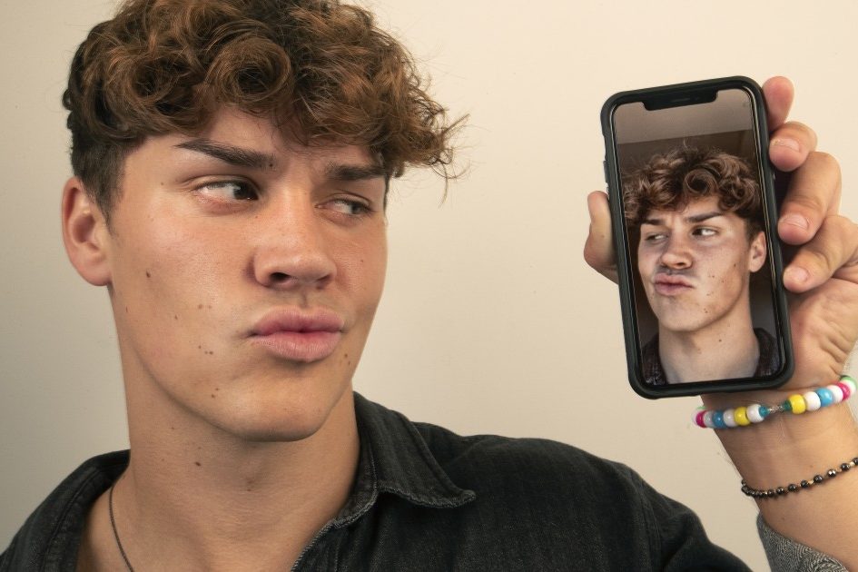 <pre>Почему Трамп может заставить китайского владельца TikTok продать его