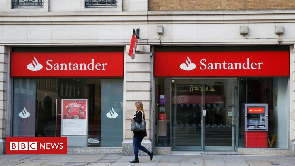 <pre>Сантандер пострадал из-за перебоев в работе онлайн-банкинга накануне праздничных выходных