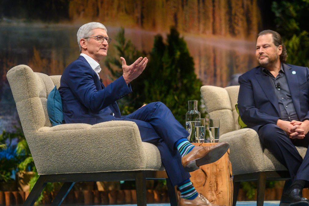 <pre>Тим Кук возглавляет Apple девять лет