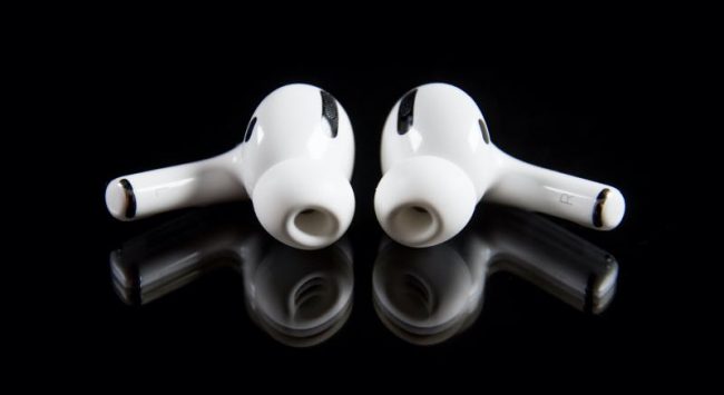 Apple обновила прошивку AirPods и AirPods Pro накануне выпуска iOS 14