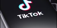 <pre>TikTok привлекает Oracle для уклонения от распоряжения Трампа | Бизнес