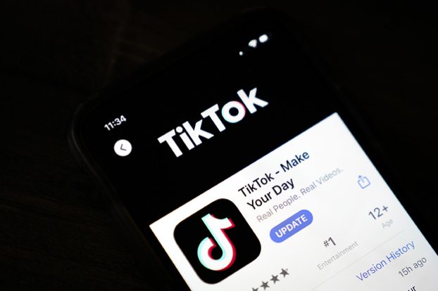 <pre>Tiktok пытается остановить распространение видео о самоубийстве