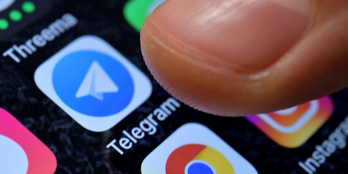 Павел Дуров продолжил нападки на Apple