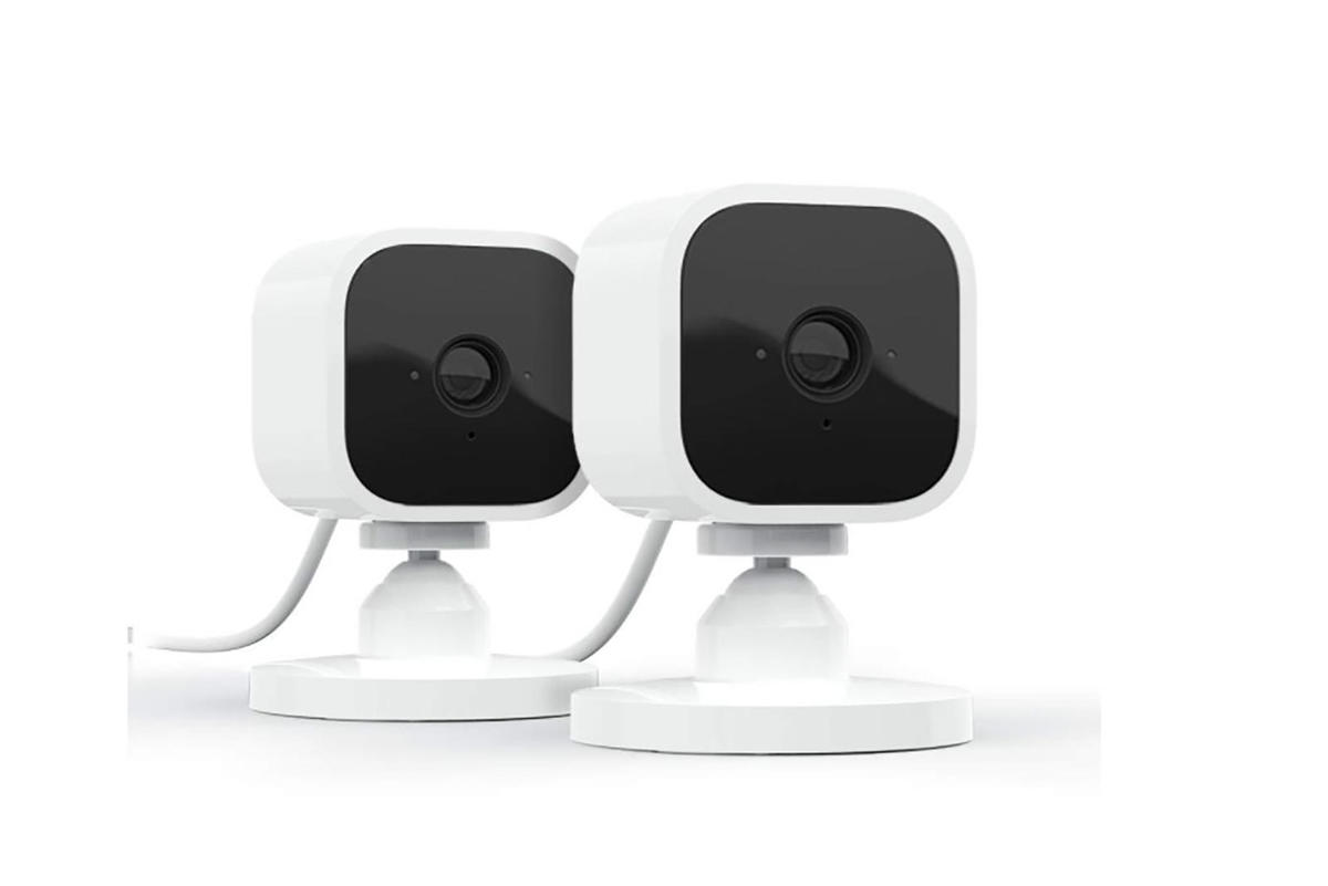  blink-camera.jpg "height =" auto "width =" 1200 "/> </span></p>
<p>                </a></p>
<p> Amazon предлагает скидки на свои внутренние камеры видеонаблюдения Blink Mini 1080p. Участники Prime могут сэкономить 10 долларов на одной камере Blink Mini или 15 долларов на комплекте с двумя камерами. </p>
<p><a class=