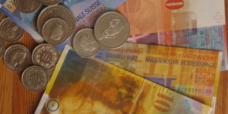 Кроме доллара и евро: 5 валют, в которых можно хранить свои сбережения