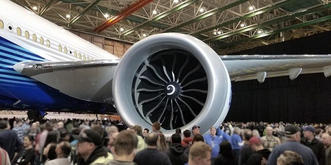 Знакомьтесь, это GE9X — самый большой реактивный двигатель в мире