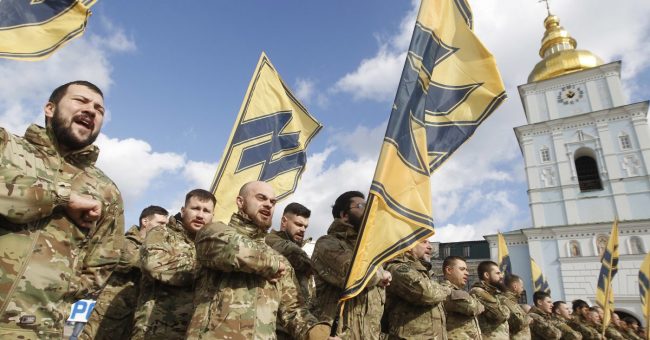 <pre>Украинская неонацистская группа организует насилие в Facebook