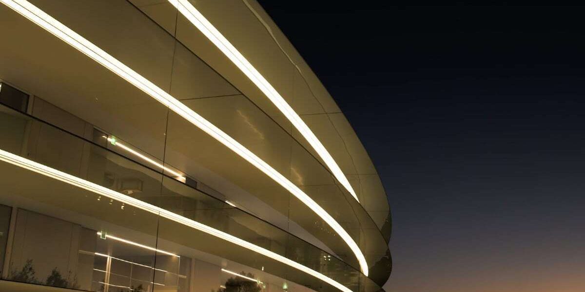 <pre>WFH «до июня 2021 года», - говорит генеральный директор Apple Тим Кук