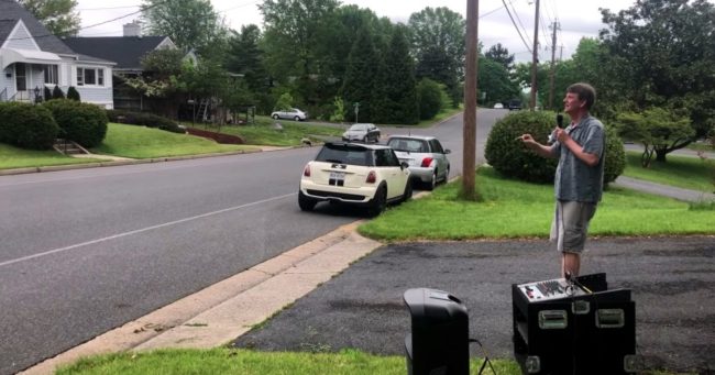 <pre>Хоры могут избежать распространения COVID-19, используя партию Walmart за 8 долларов