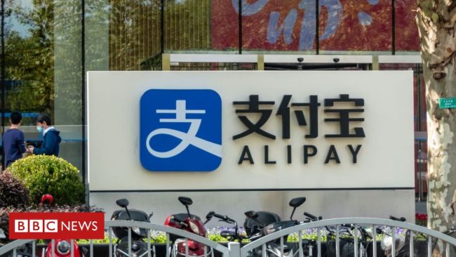 <pre>Трамп запрещает Alipay и семь других китайских приложений