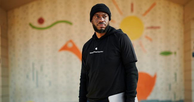 <pre>Выдающийся педагог Apple Майк Лэнг рисует план перемен в Лас-Вегасе