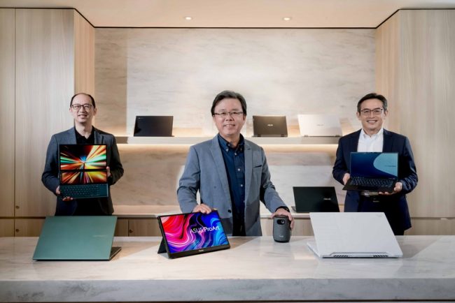 разнообразие ноутбуков и других новинок ASUS