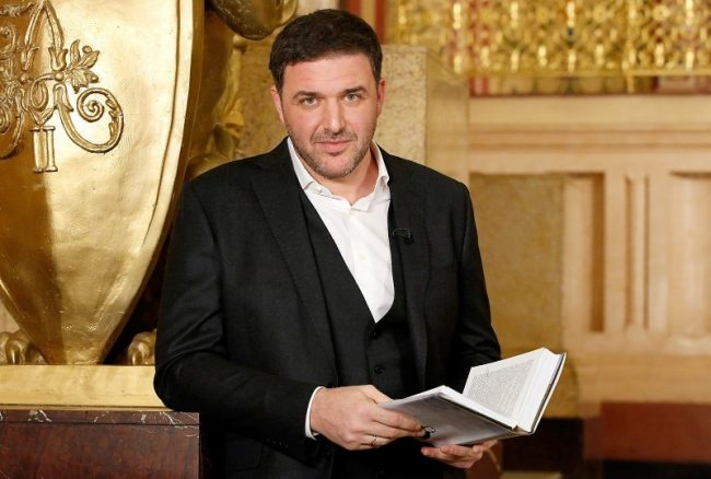 Звезды тоже не платят: 5 представителей шоу-бизнеса, которые рискуют встретить Новый год со старыми долгами