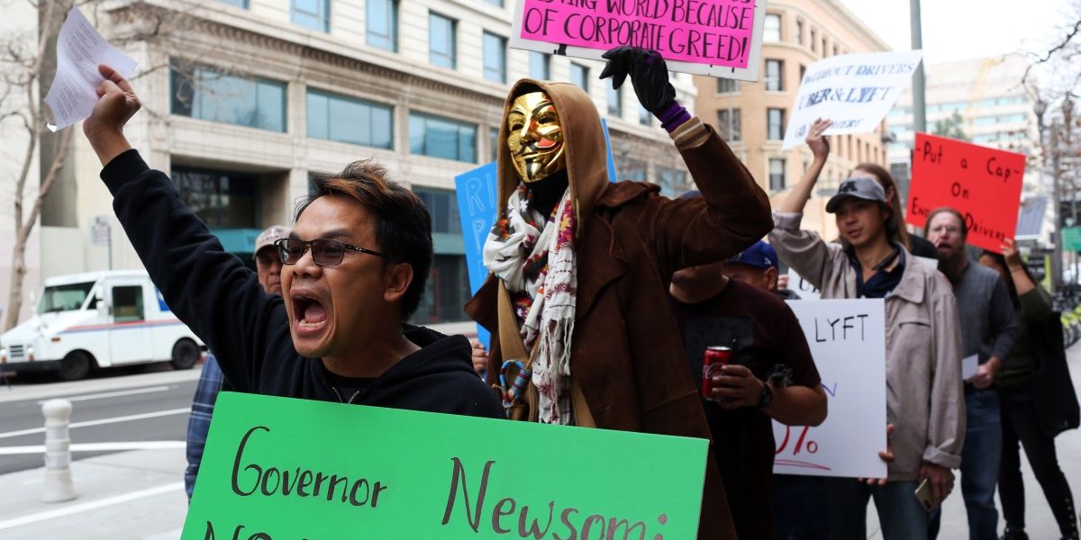 <pre>Оппоненты настаивают на оспаривании Предложения 22 в суде низшей инстанции