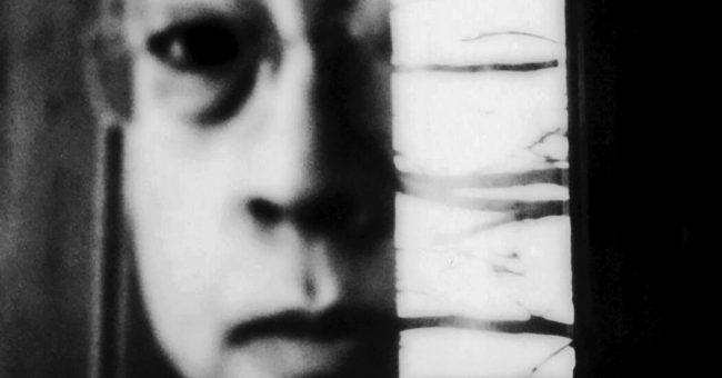 <pre>Кадзуо Исигуро видит, что будущее делает с нами