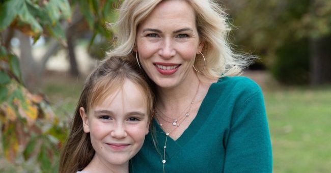 <pre>Команда Молли: Семья после смерти Молли Стейнсапир