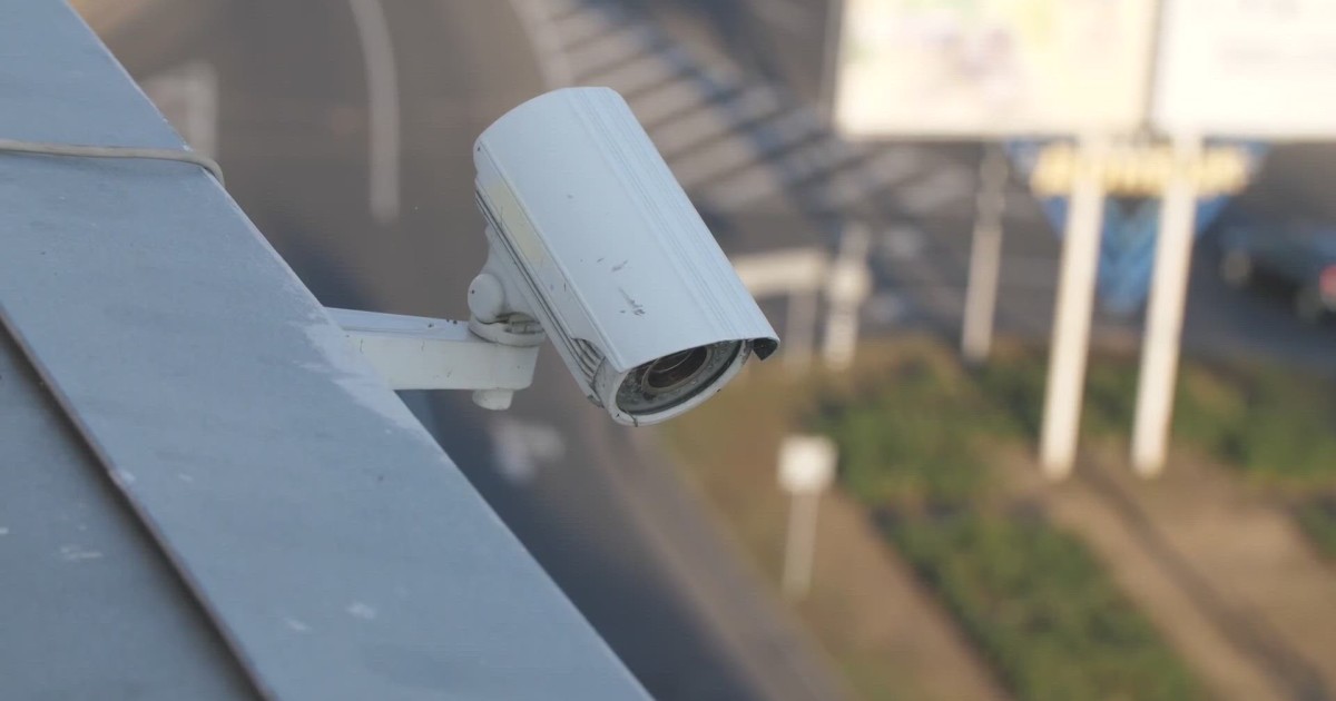 <pre>Clearview AI нарушает конфиденциальность калифорнийцев, утверждается в иске