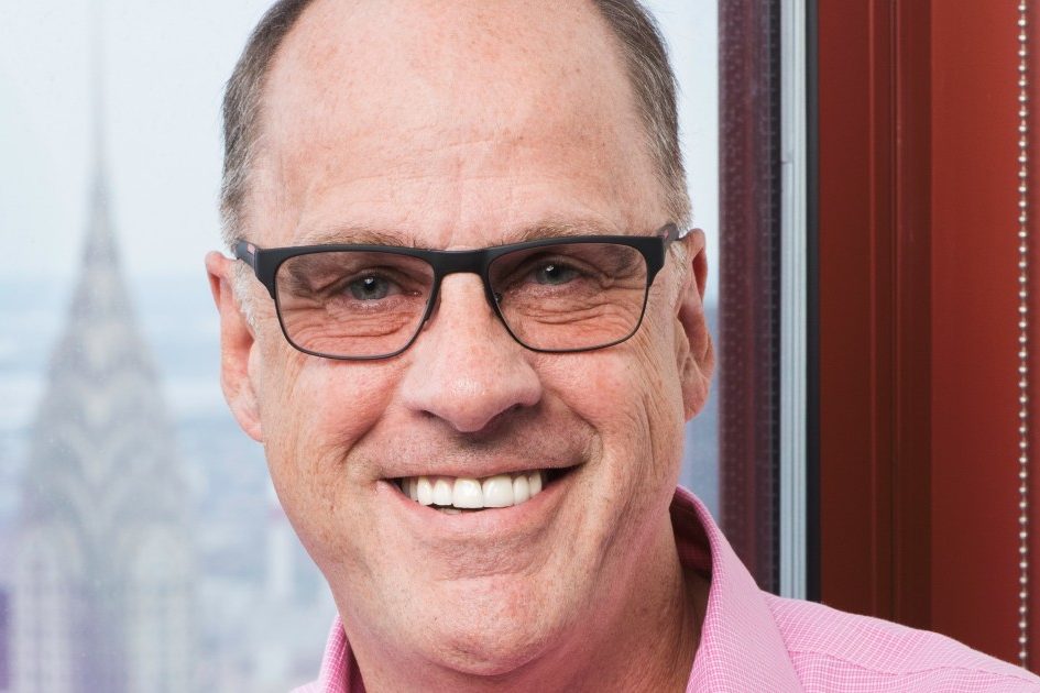 <pre>Бывший председатель MoviePass Фарнсворт покупает Lomotif, конкурента TikTok