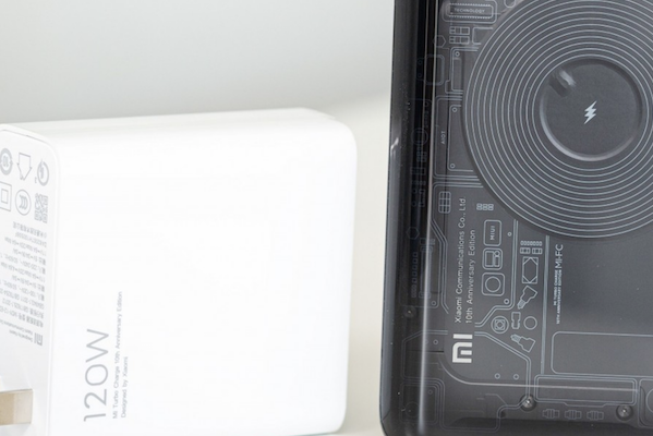 Xiaomi готовит смартфон с самой быстрой зарядкой в мире