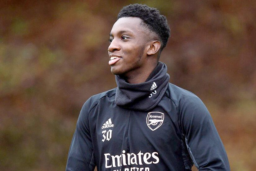 <pre>Английский футбол объявляет о бойкоте социальных сетей в знак протеста против злоупотреблений в Интернете