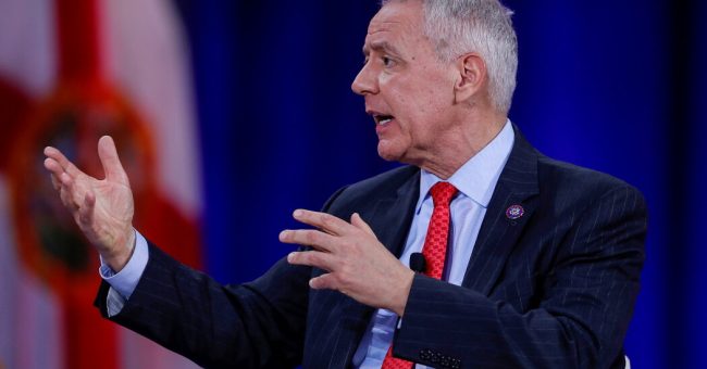 <pre>Семь республиканцев в Палате представителей обязуются не принимать пожертвований от крупных технологических компаний.